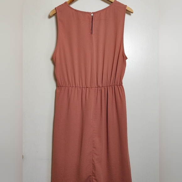 Blue Rain Elegant Midi Sleeveless Dress With Tulip Hem And Tie Waist - Picture 4 of 11